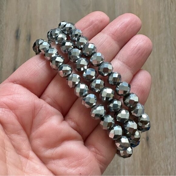 Set of 3 Sparkly Rustic Silver Beaded Stretch Bracelets - Picture 2 of 3